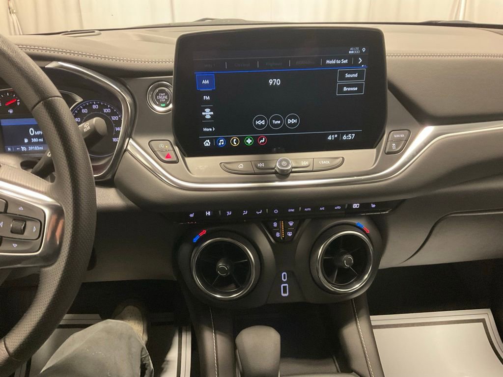 Used 2025 Chevrolet Blazer LT image 20