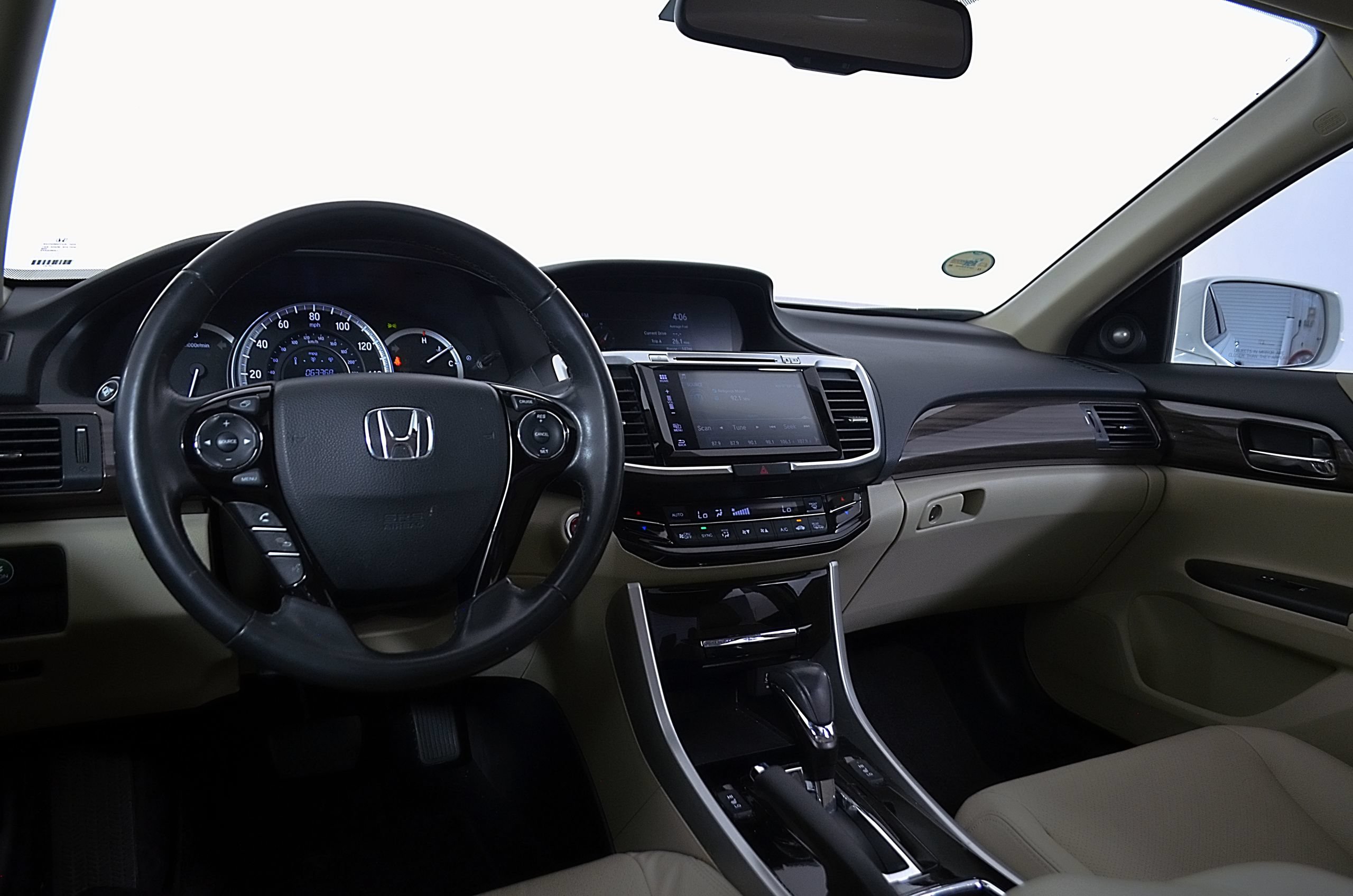 Used 2017 Honda Accord EX-L image 22