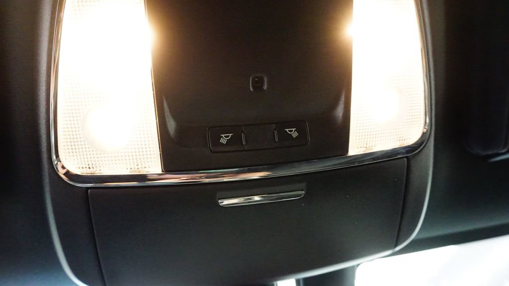 Certified 2017 Jeep Grand Cherokee Laredo w/ Quick Order Package 23E image 34