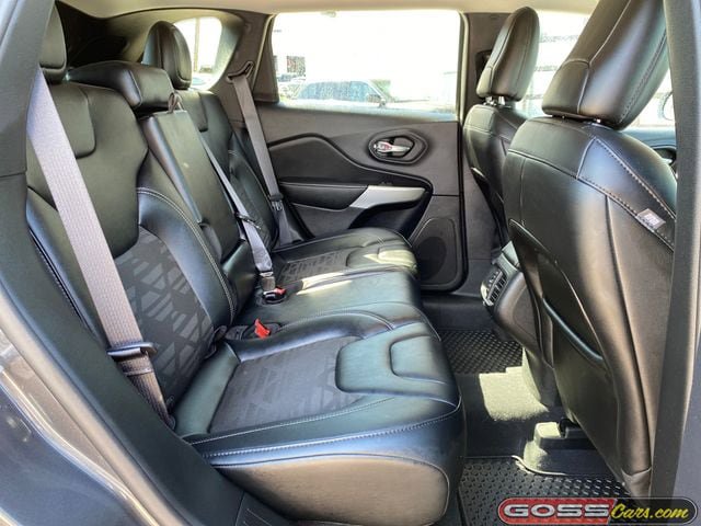 Certified 2022 Jeep Cherokee Latitude AWD/4WD image 7