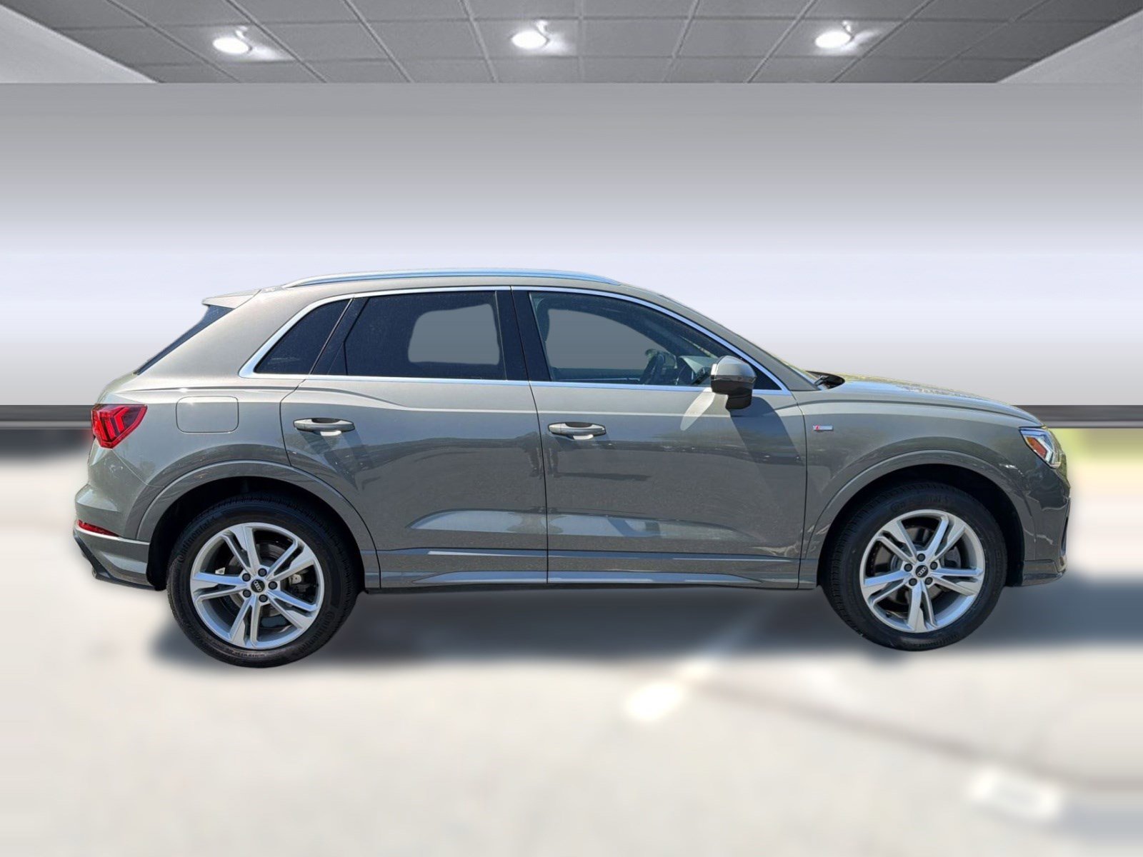 Used 2021 Audi Q3 2.0T Premium Plus AWD/4WD image 8