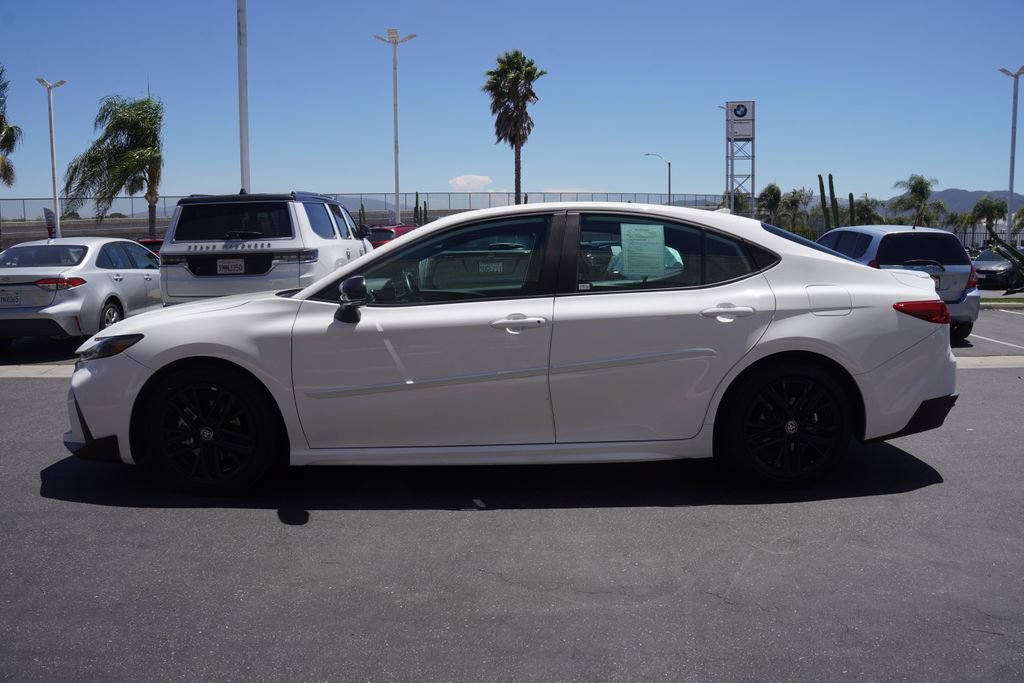 Used 2025 Toyota Camry SE w/ Multimedia Upgrade Package FWD image 7