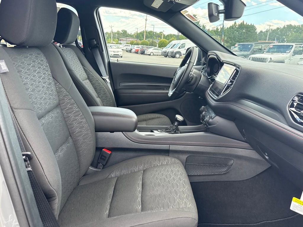 Used 2026 Dodge Durango GT w/ Blacktop Package RWD image 32