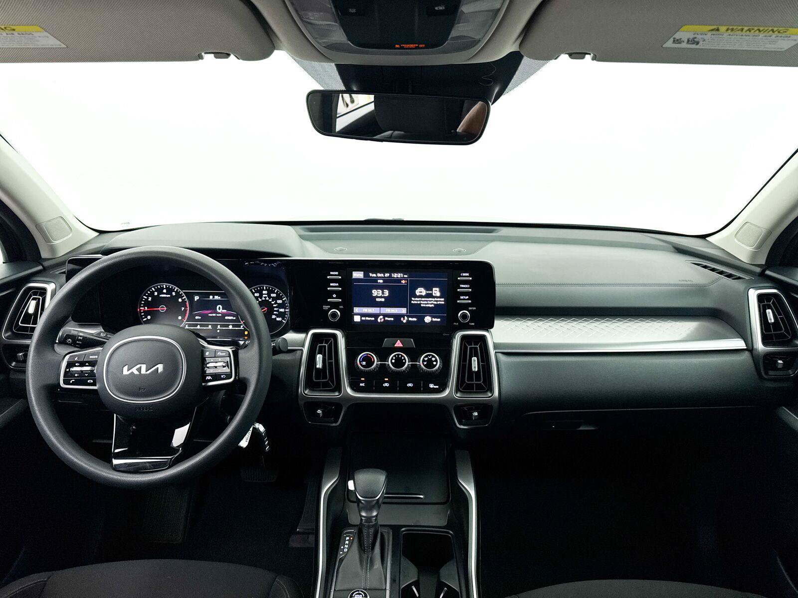 Used 2023 Kia Sorento LX FWD image 23