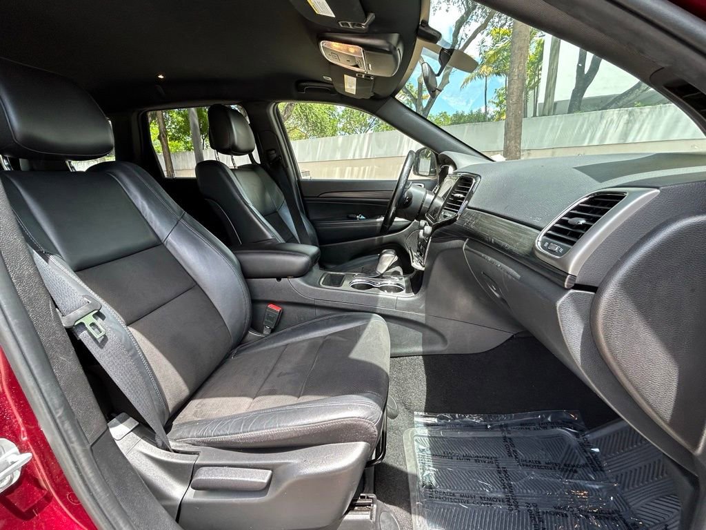 Used 2021 Jeep Grand Cherokee Laredo X RWD image 30