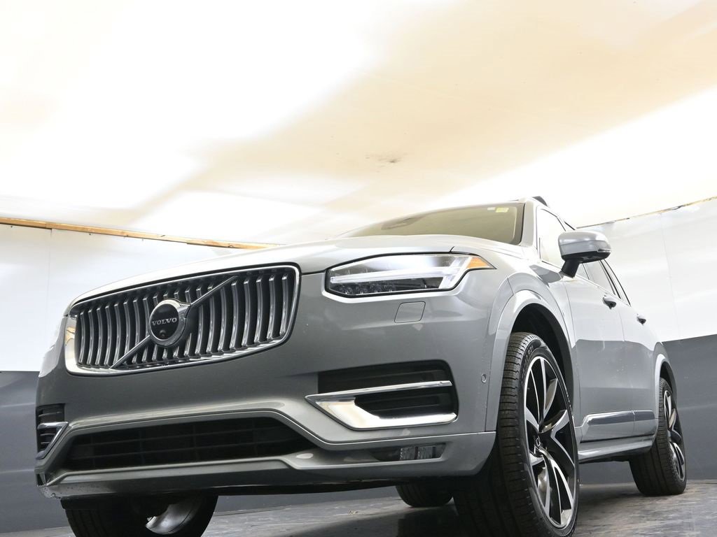 Certified 2024 Volvo XC90 B5 Plus w/ Protection Package Premier image 29