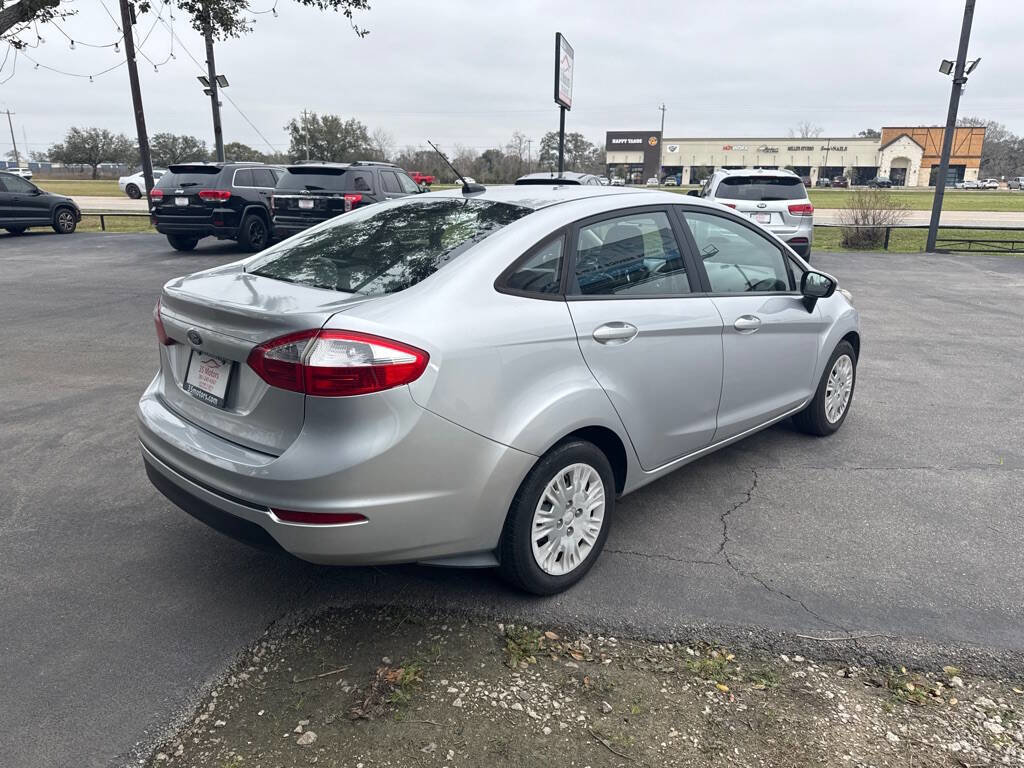 Used 2017 Ford Fiesta S image 6