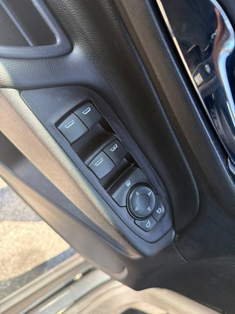Used 2019 Chevrolet Equinox LT FWD image 8