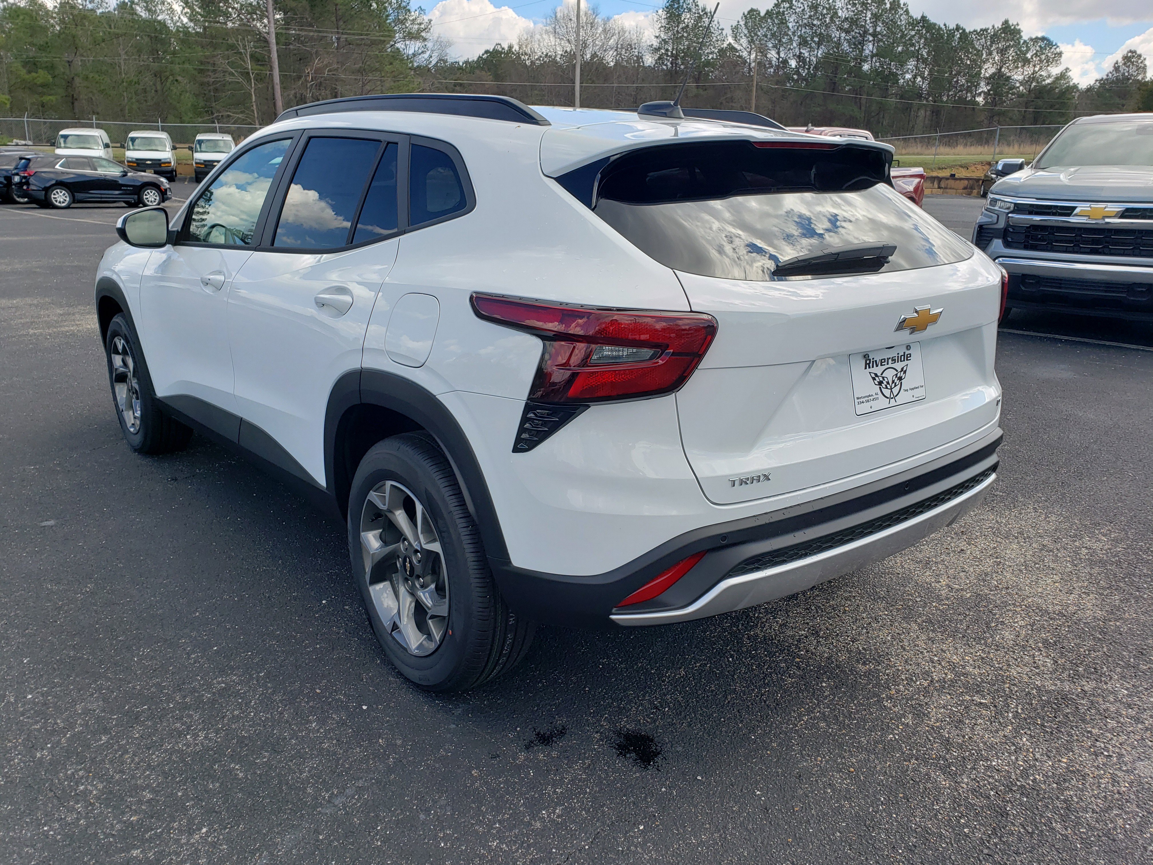 New 2026 Chevrolet Trax LT image 4