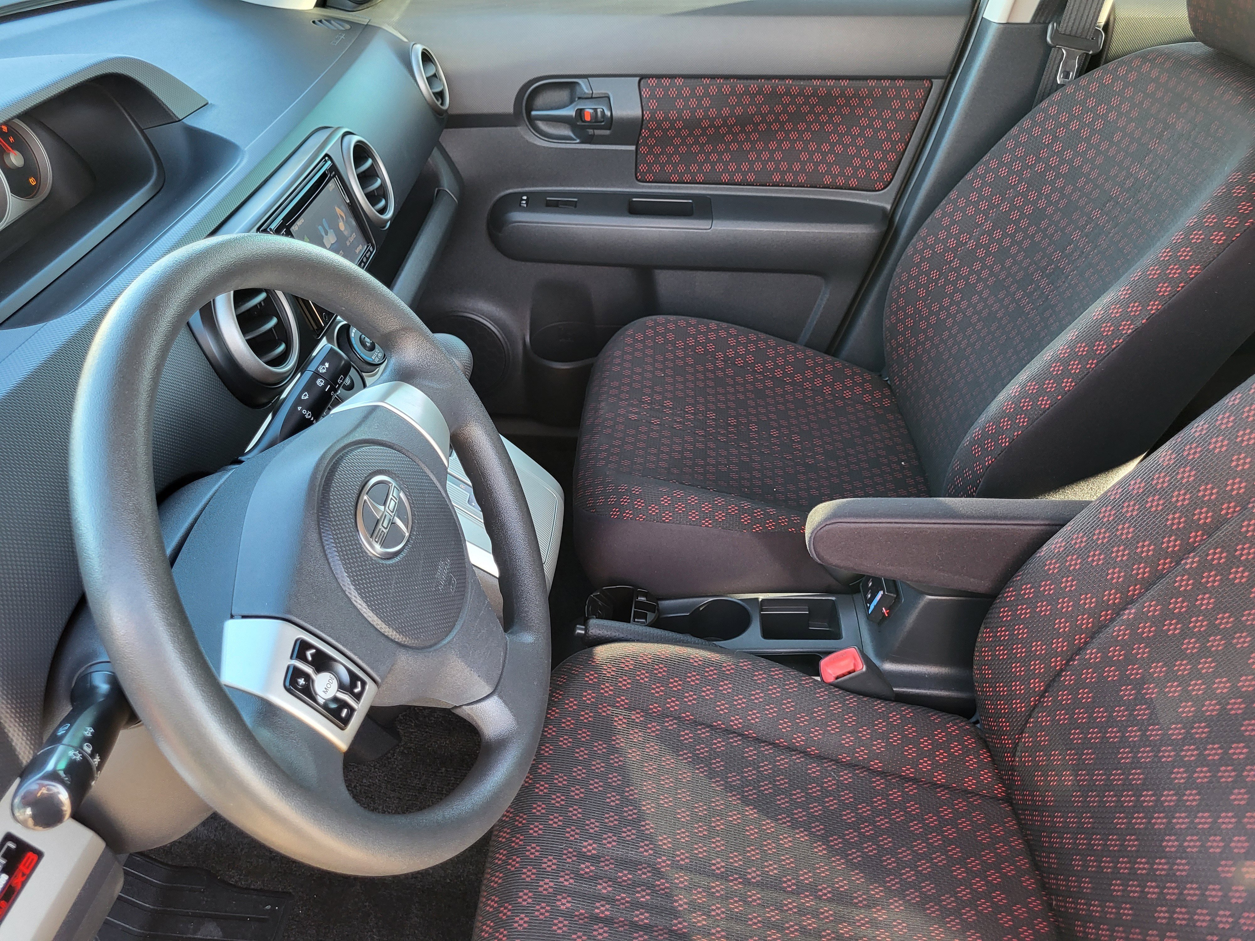 Used 2009 Scion xB image 10