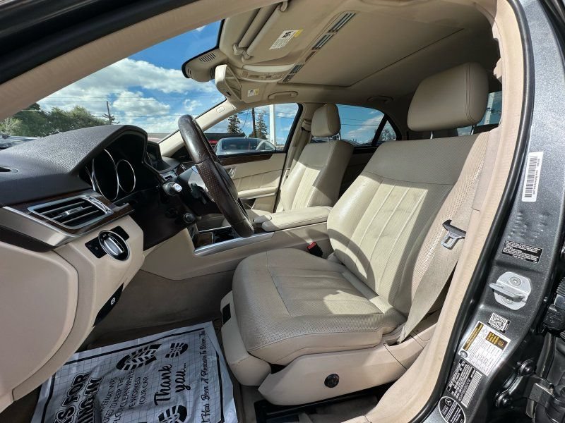 Used 2014 Mercedes-Benz E 550 4MATIC Sedan image 10
