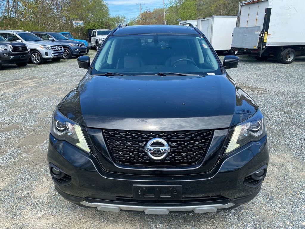 Used 2020 Nissan Pathfinder SL image 3