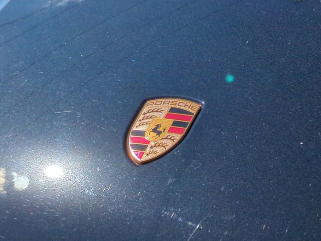 Used 2023 Porsche Macan image 12