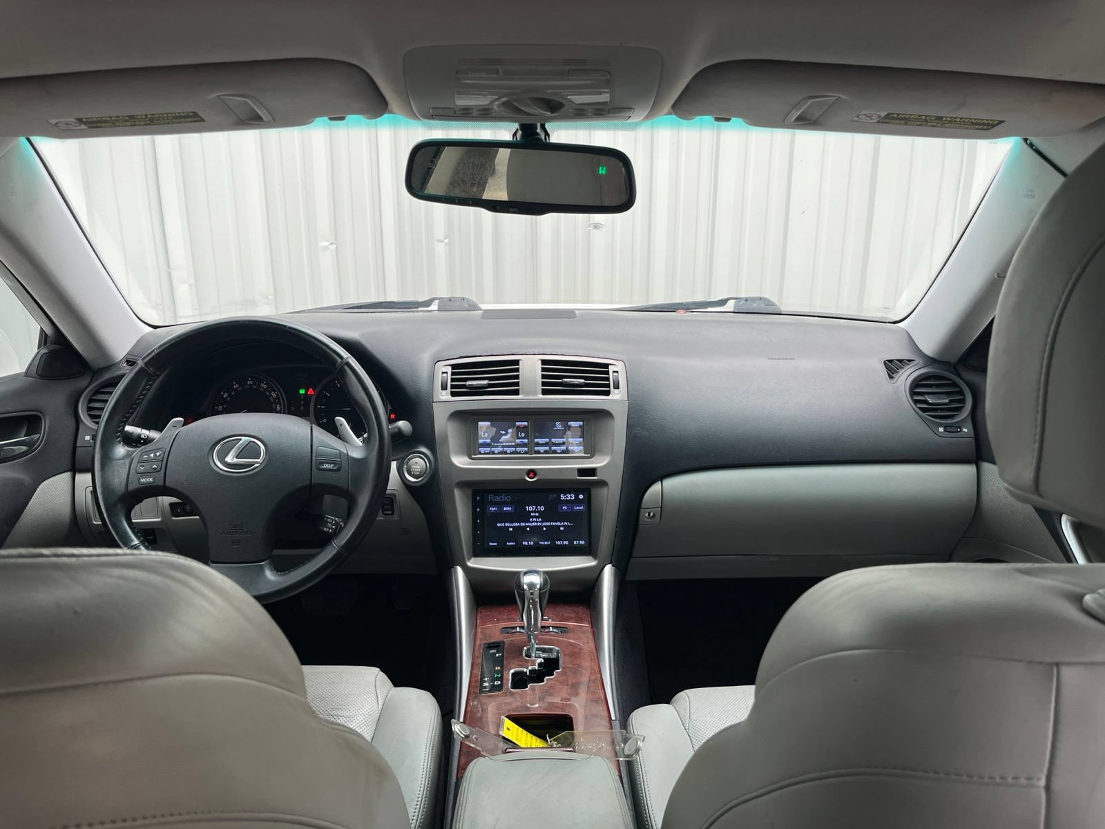 Used 2007 Lexus IS 250 w/ Premium Pkg RWD image 17
