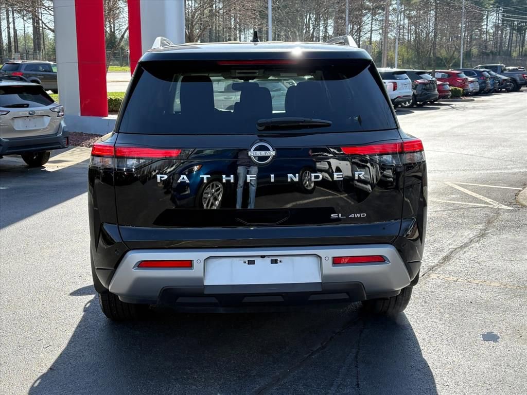 Certified 2022 Nissan Pathfinder SL image 6