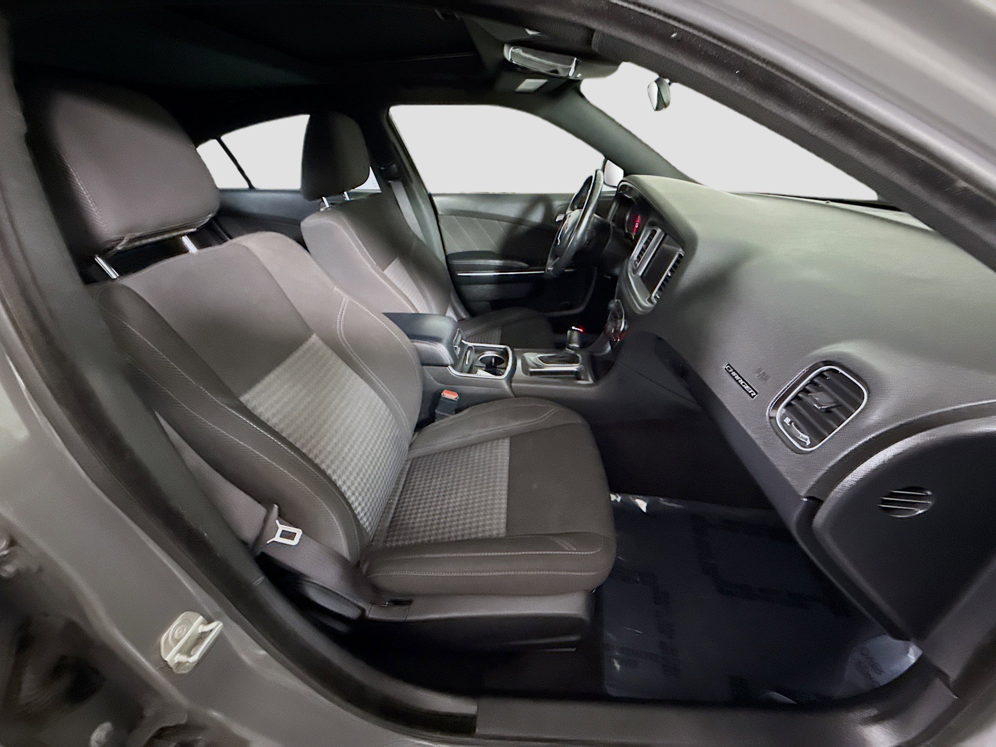 Used 2023 Dodge Charger SXT image 29