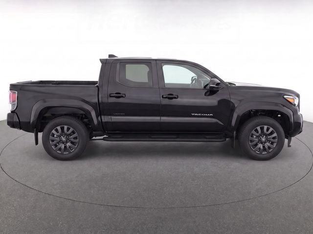 Used 2022 Toyota Tacoma Limited w/ Nightshade Package AWD/4WD image 8