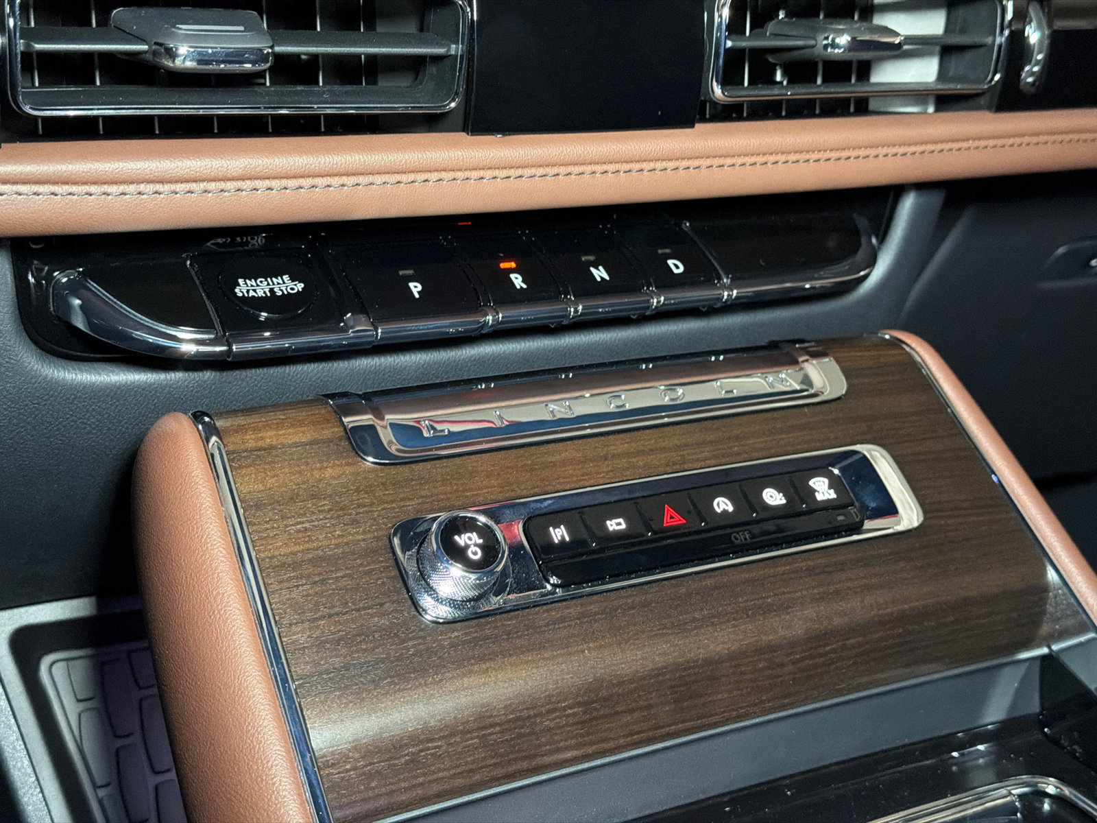 New 2027 Lincoln Aviator Reserve AWD/4WD image 30