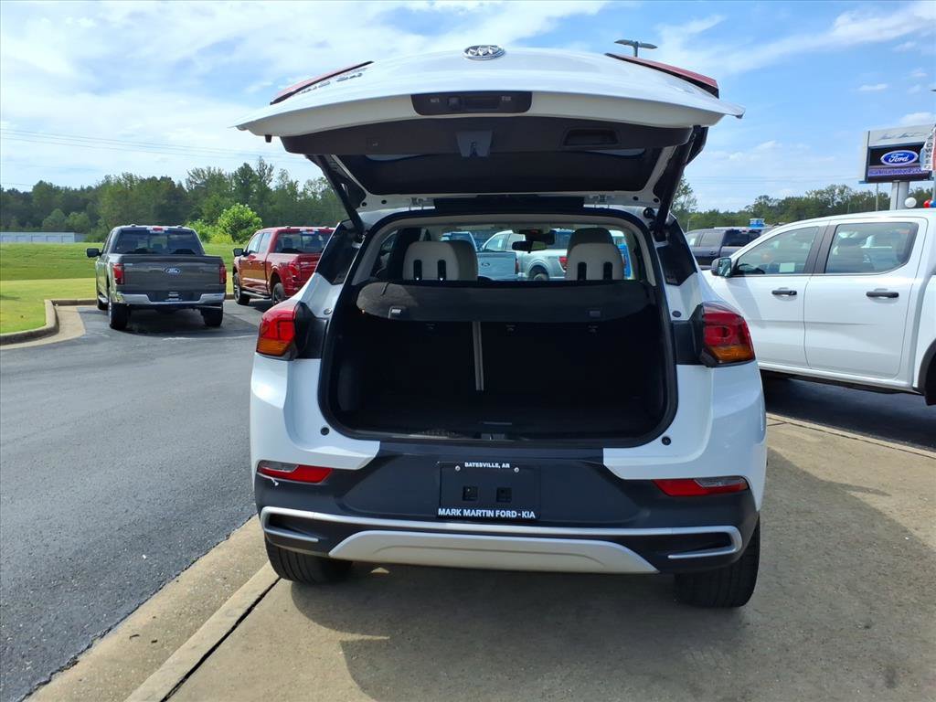 Used 2023 Buick Encore GX Select image 5