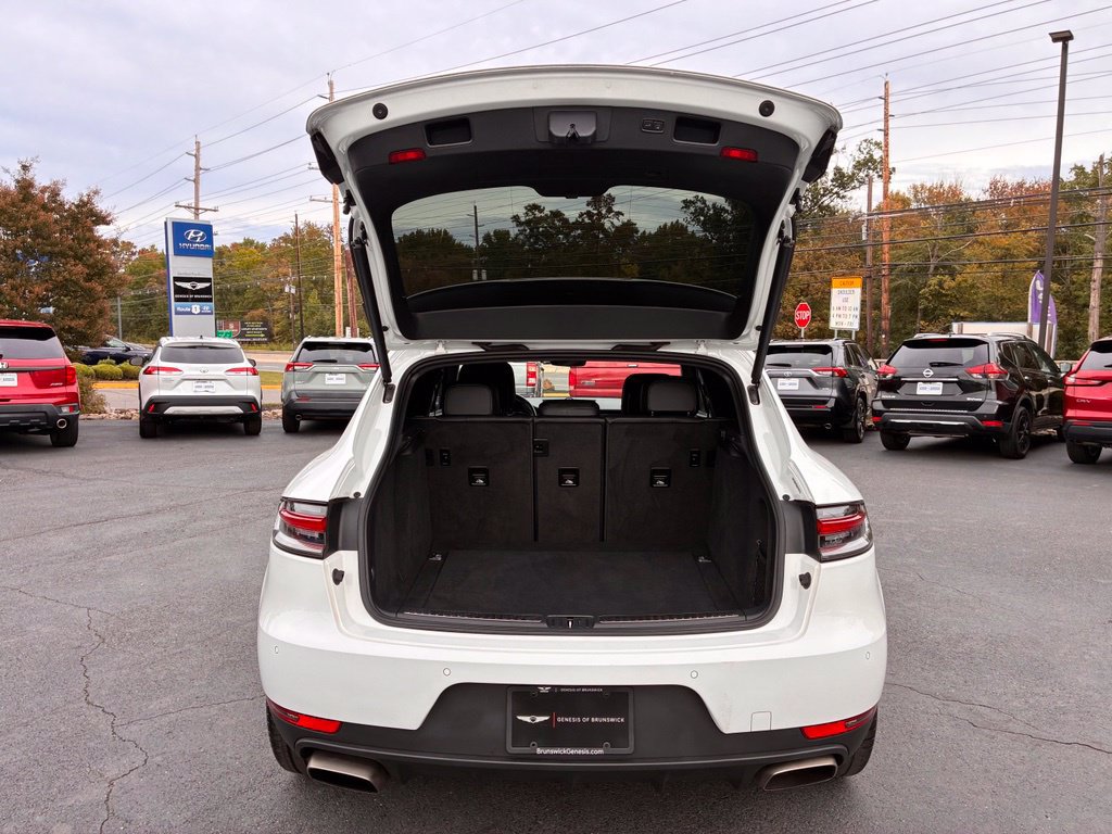 Used 2020 Porsche Macan AWD/4WD image 11