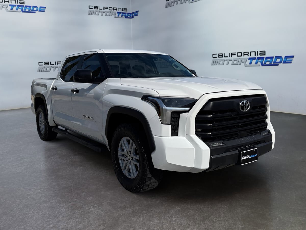 Used 2024 Toyota Tundra SR5 AWD/4WD image 3