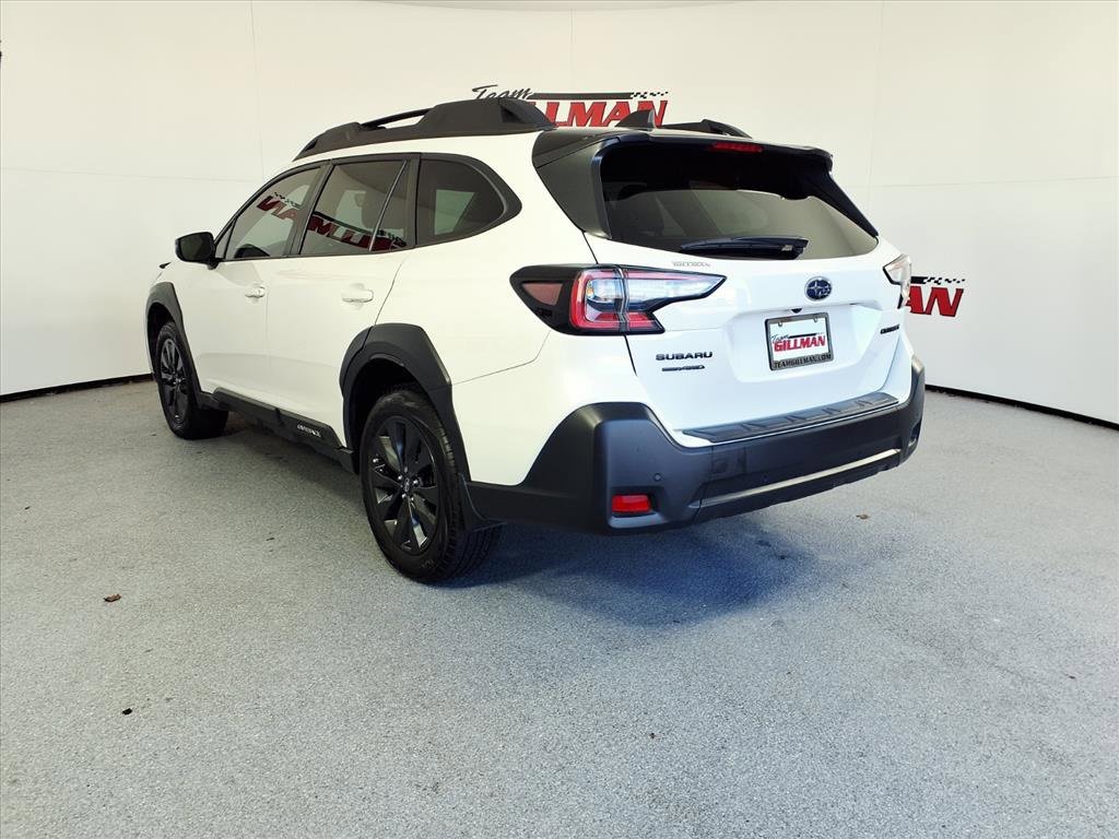 Certified 2025 Subaru Outback Onyx Edition image 9
