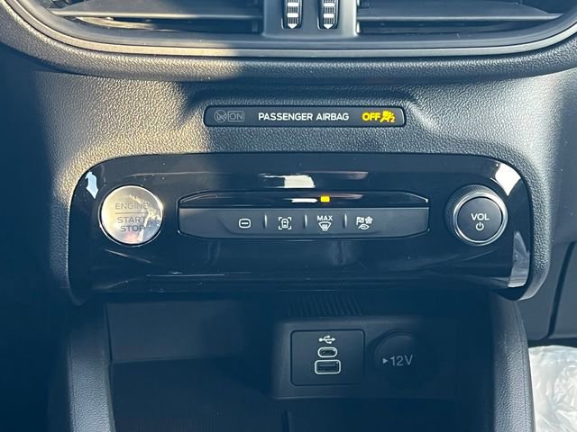 New 2026 Ford Escape SE FWD image 19