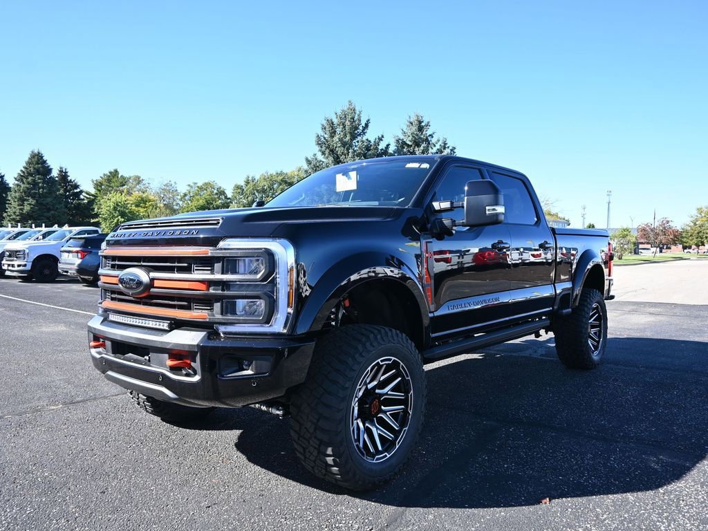 New 2026 Ford F250 Lariat w/ Black Appearance Package image 4