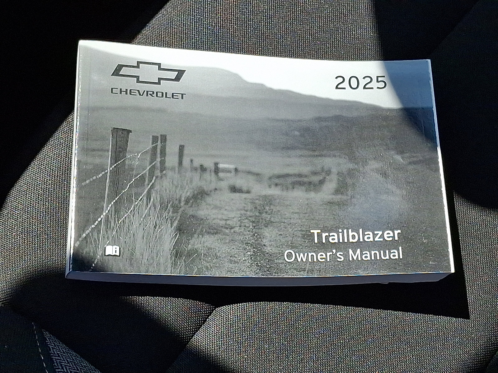 Used 2025 Chevrolet TrailBlazer LT image 26