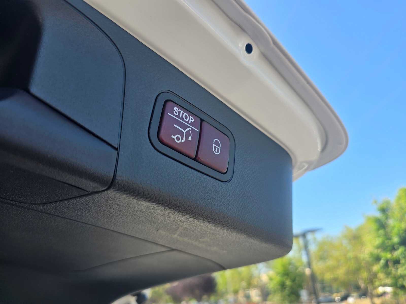 Used 2018 Mercedes-Benz GLC 300 image 15