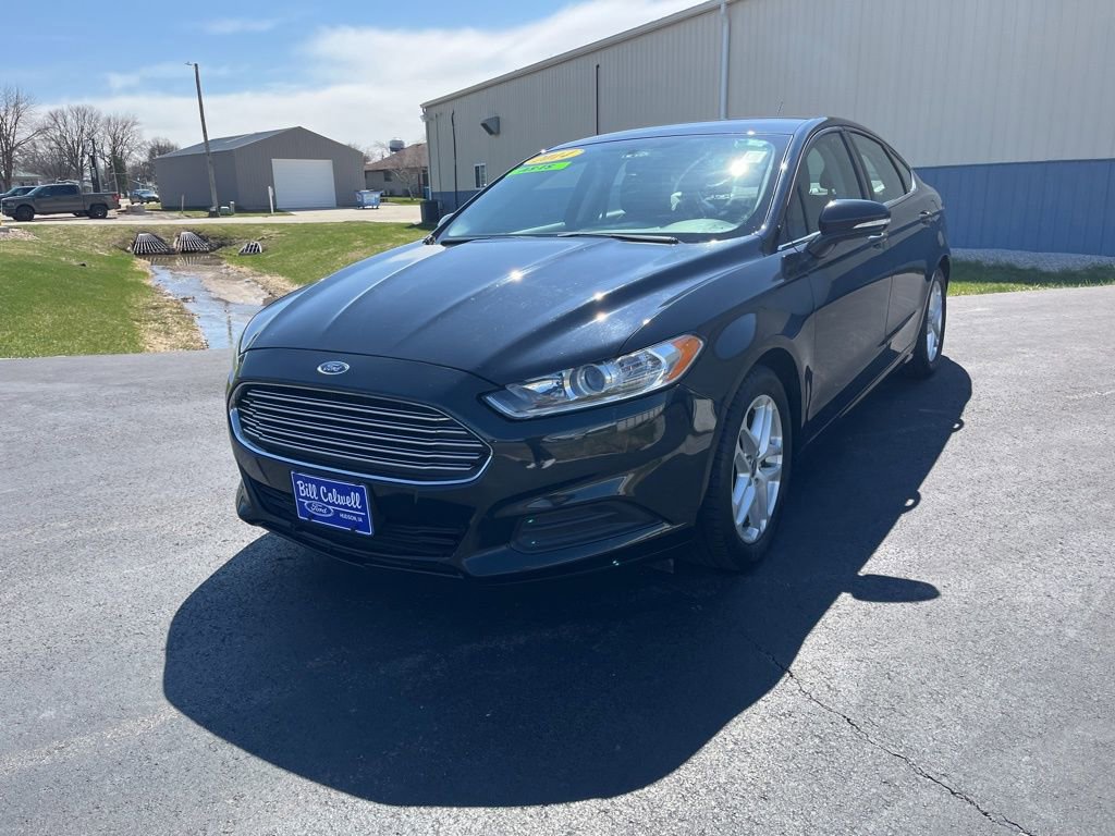 Used 2014 Ford Fusion SE image 8