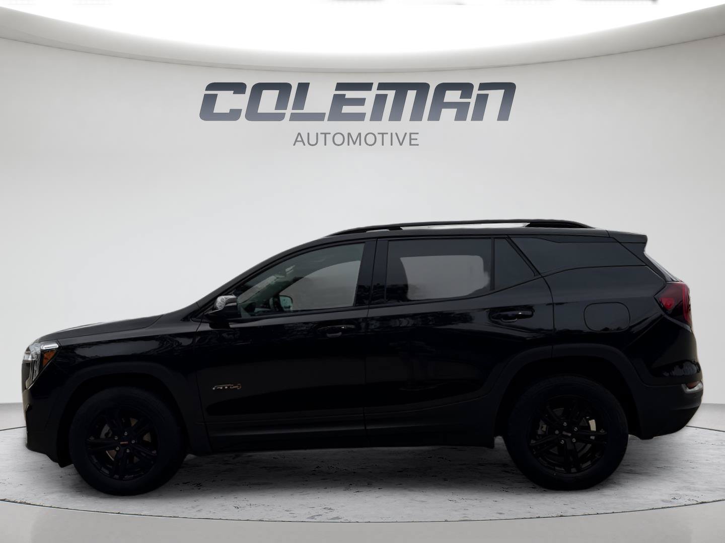 Used 2024 GMC Terrain AT4 w/ Tech Package AWD/4WD image 33