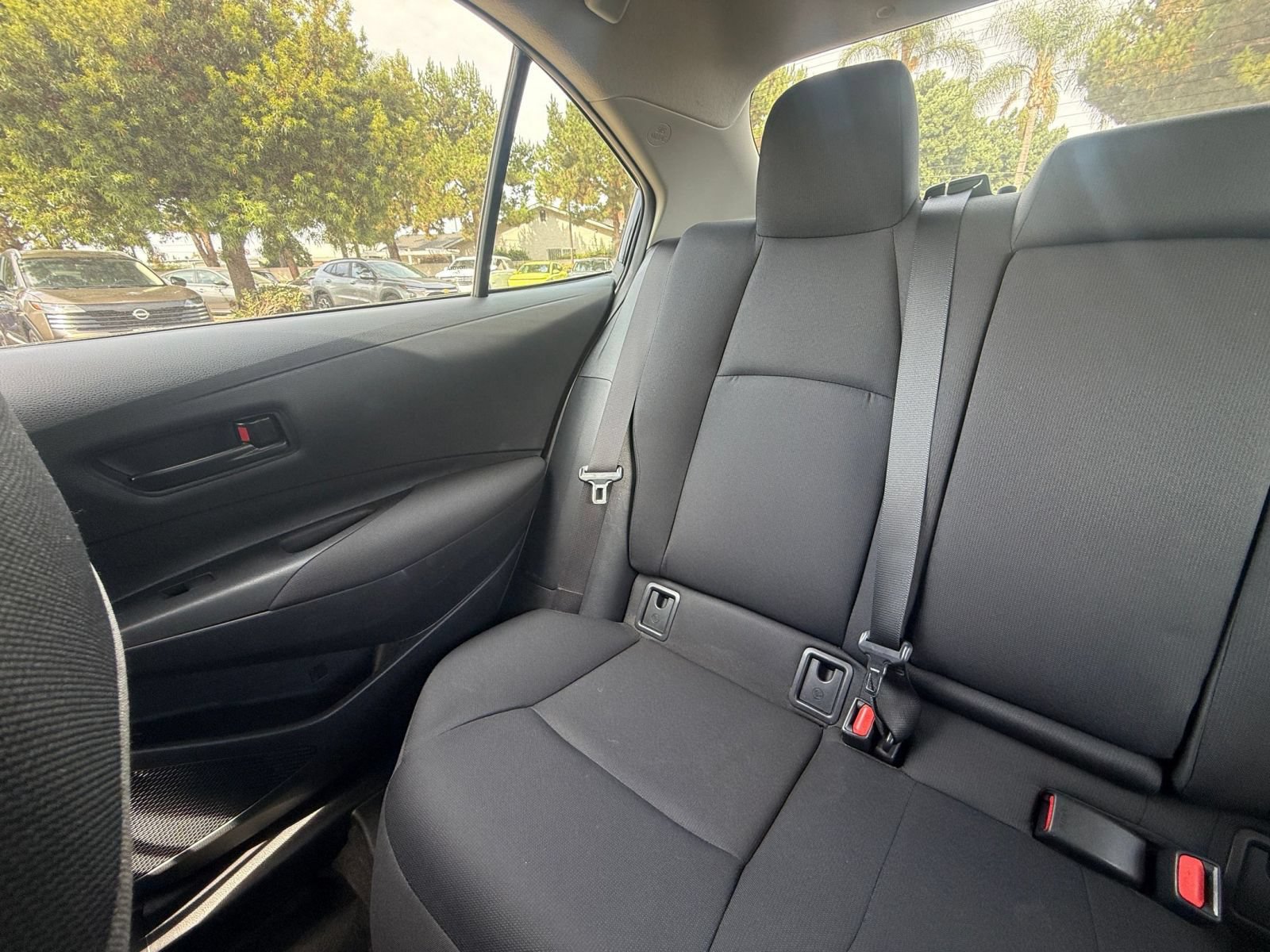 Used 2025 Toyota Corolla LE FWD image 35