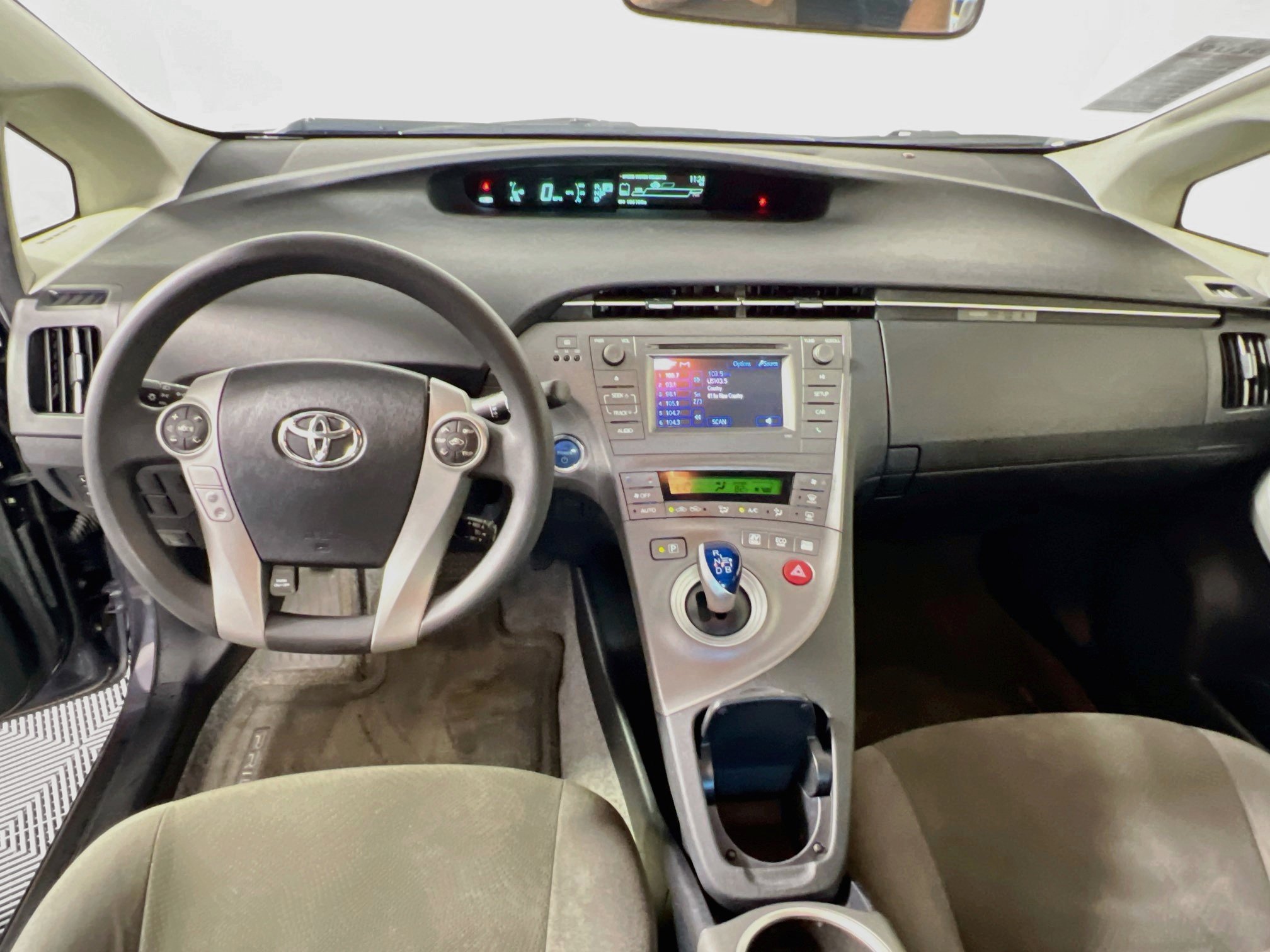 Used 2015 Toyota Prius Two FWD image 30