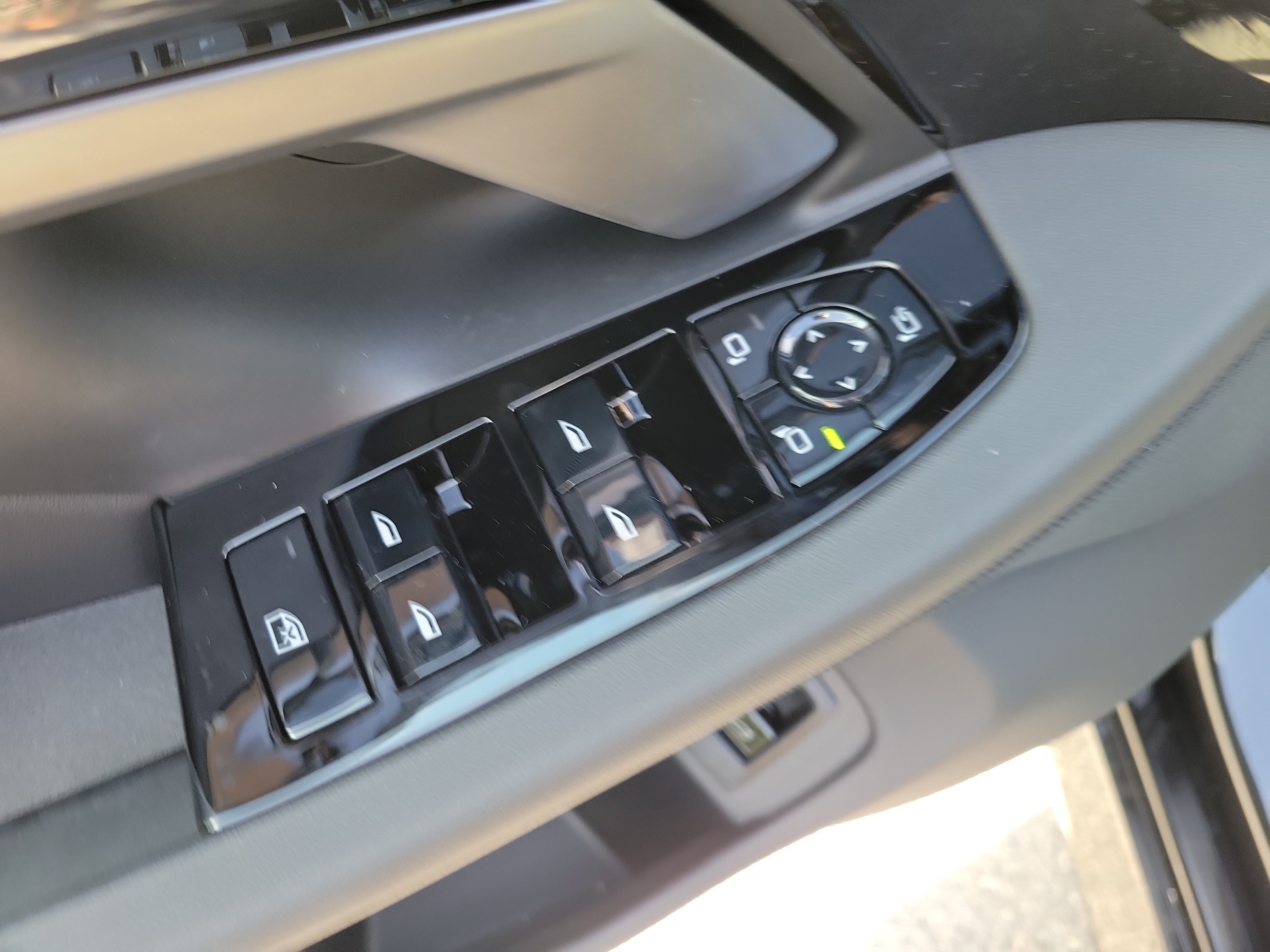 New 2027 BMW 530i w/ M Sport Package RWD image 17
