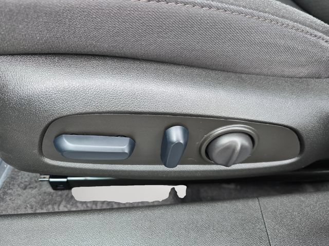 Used 2023 Chevrolet Malibu LT FWD image 22