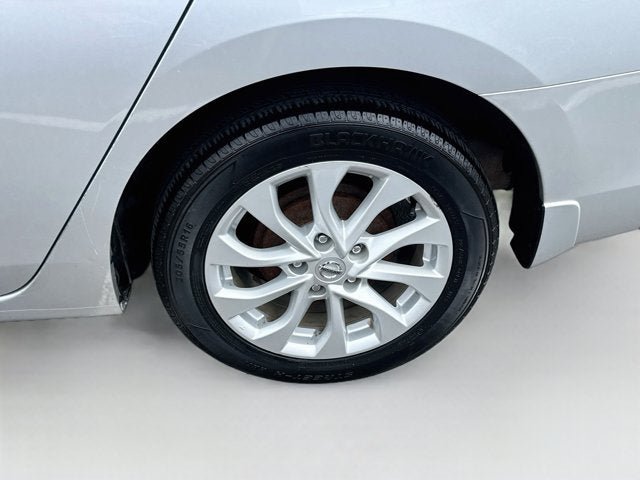 Certified 2019 Nissan Sentra SV FWD image 22