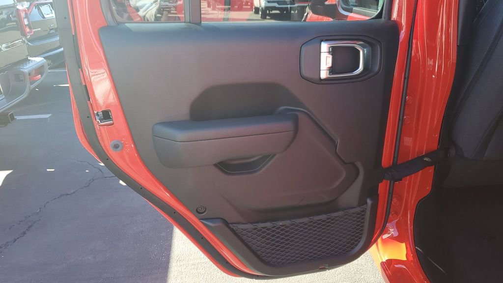 New 2026 Jeep Gladiator Sport image 15