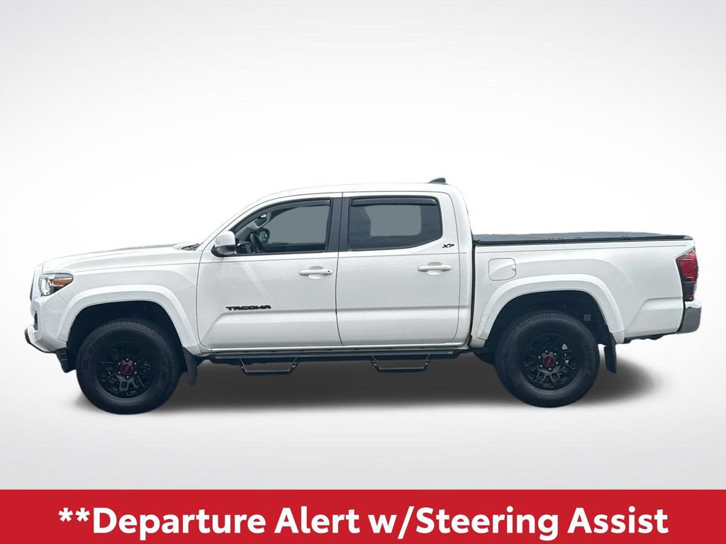 Used 2021 Toyota Tacoma SR5 AWD/4WD image 5