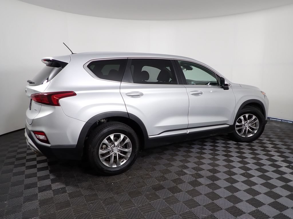 Used 2019 Hyundai Santa Fe SE AWD/4WD image 13