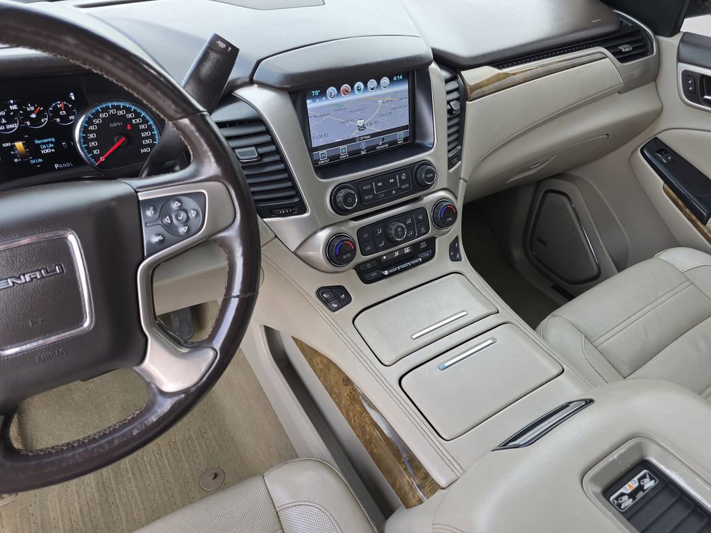 Used 2017 GMC Yukon Denali w/ Open Road Package AWD/4WD image 27