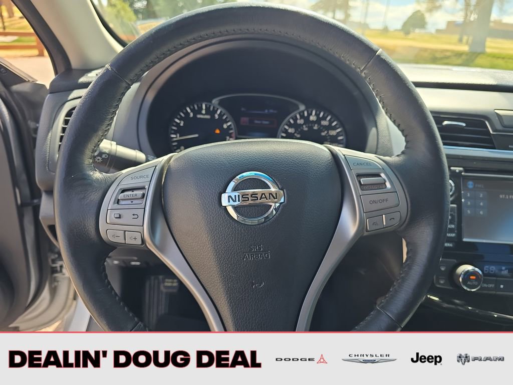 Used 2015 Nissan Altima 2.5 SL w/ Technology Package FWD image 15