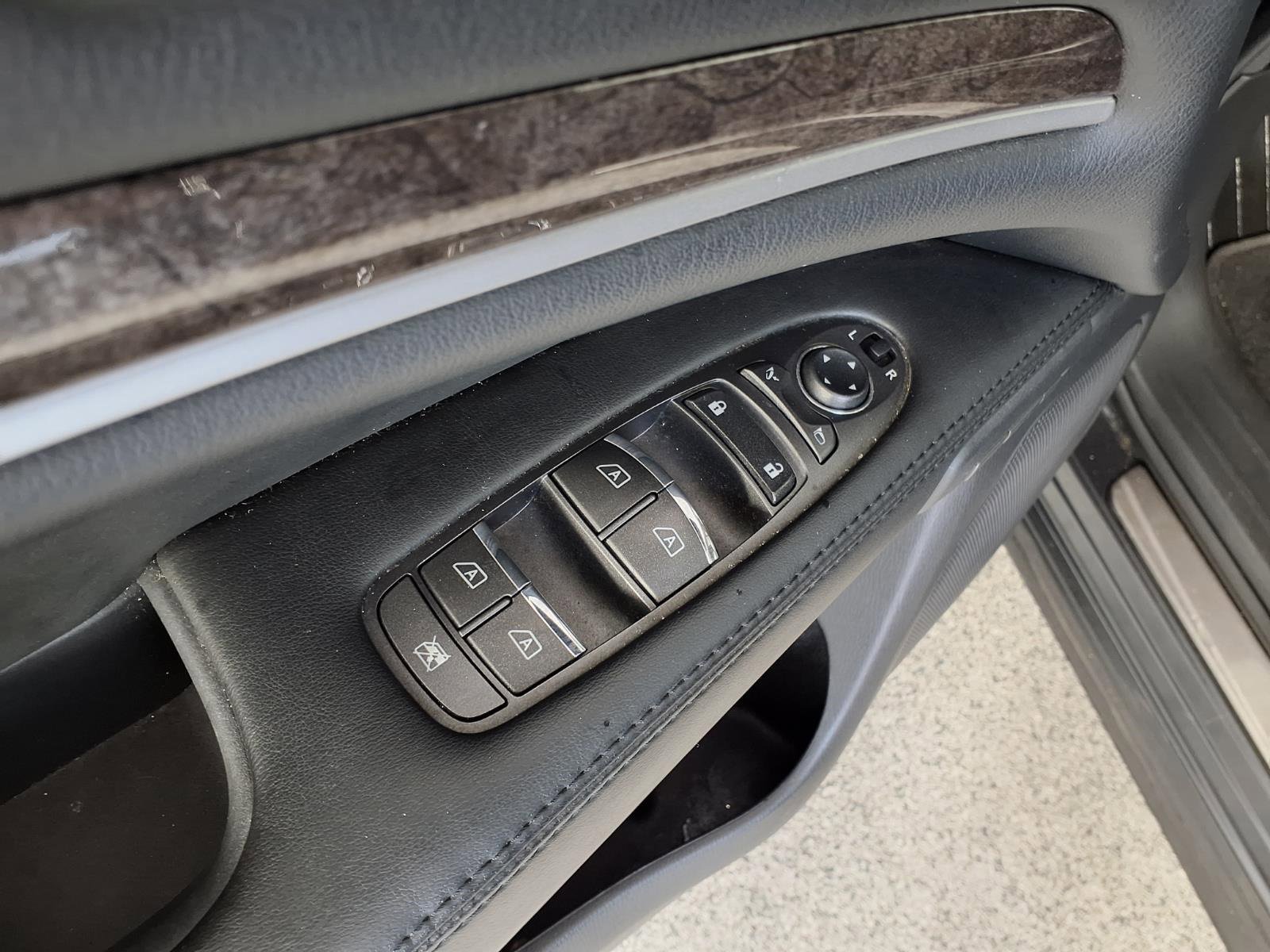 Used 2014 INFINITI QX60 AWD w/ Premium Plus Package image 23