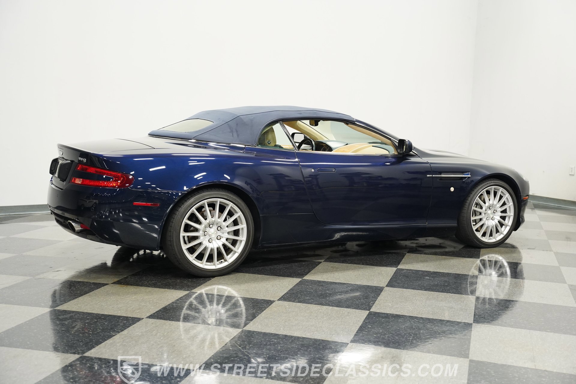 Used 2007 Aston Martin DB9 Volante image 13