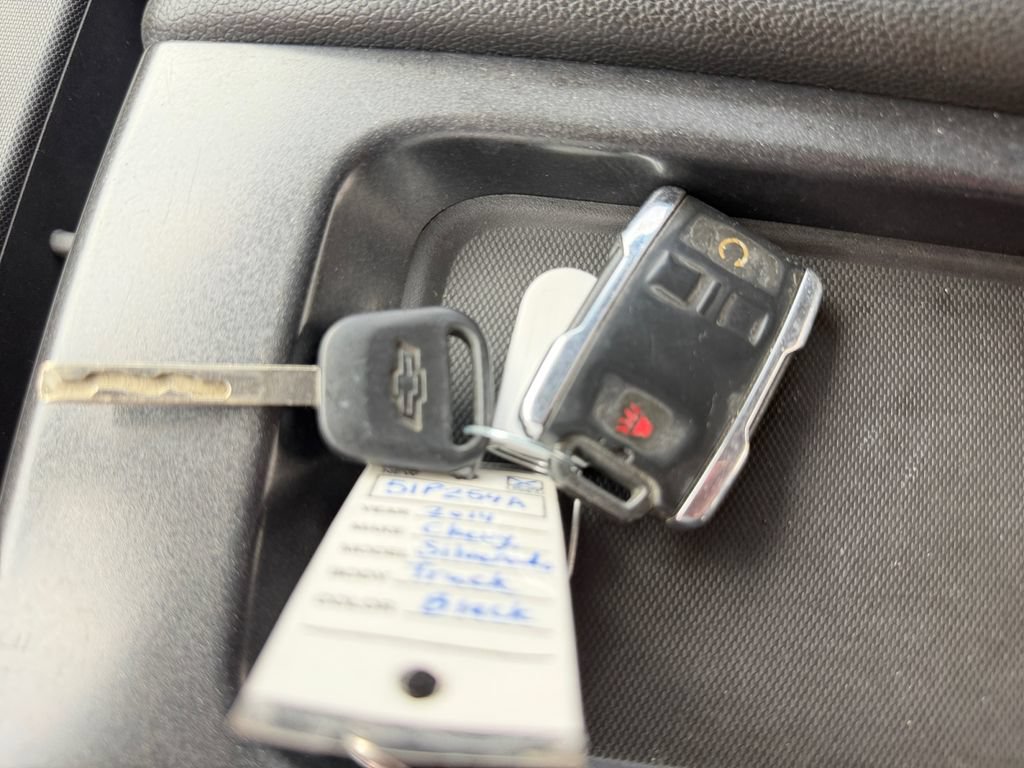 Used 2014 Chevrolet Silverado 1500 LTZ AWD/4WD image 35