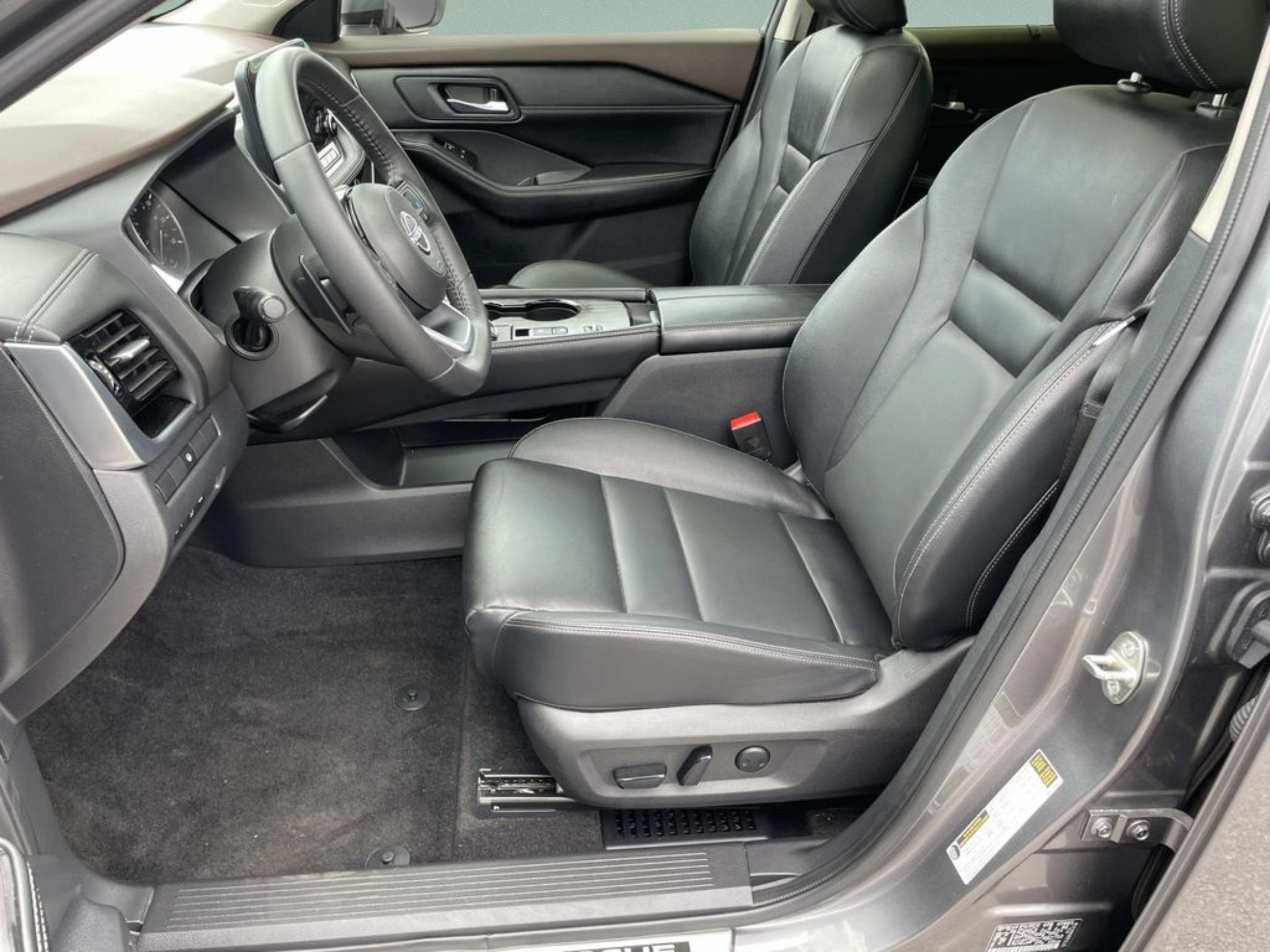 Used 2023 Nissan Rogue SL w/ SL Premium Package FWD image 20