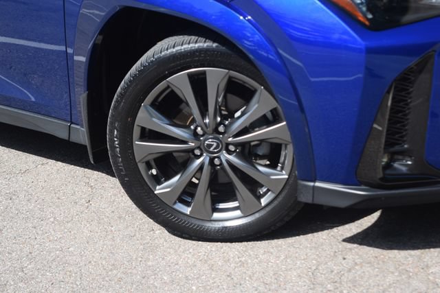 Used 2023 Lexus UX 250h F Sport AWD/4WD image 31