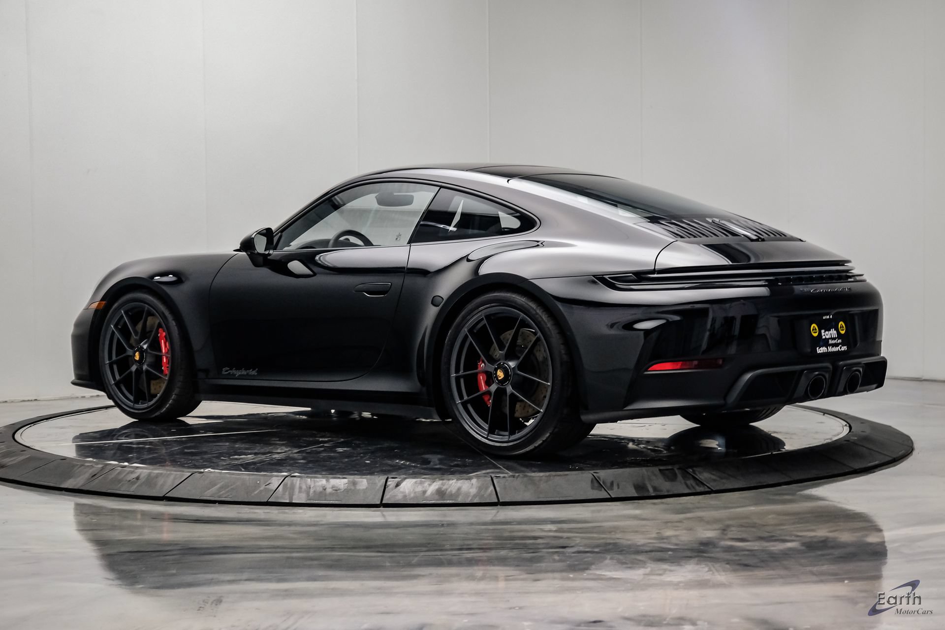 Used 2026 Porsche 911 Carrera 4 GTS AWD/4WD image 10