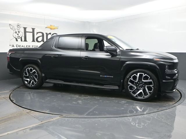 Used 2024 Chevrolet Silverado EV RST image 6