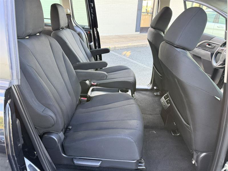 Used 2013 MAZDA MAZDA5 Sport FWD image 15